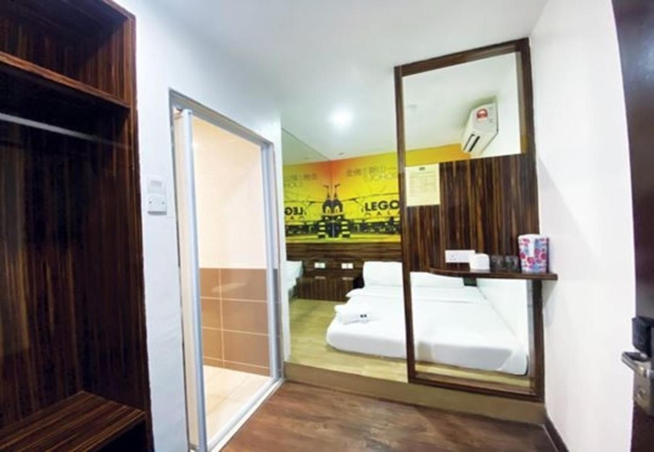 Timez Business Hotel Cheras Szoba fotó